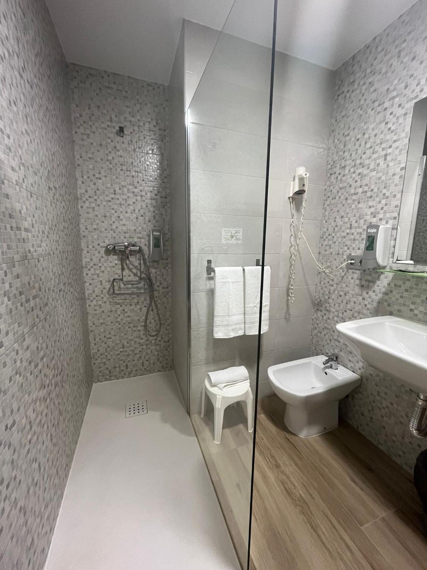 Hotel La Basilica Venta De Banos Екстер'єр фото